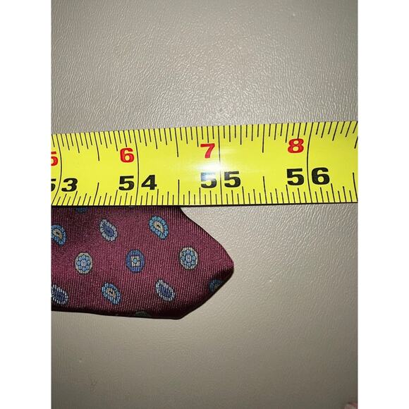 Stafford 100% Silk Neck Tie Burgundy With Blue Accent Designs Approx 55” Long - Picture 6 of 6